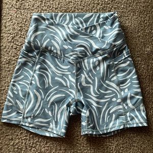 Gilly Hicks Find Your Happy Place crossover bikers, Size XS, Good condition